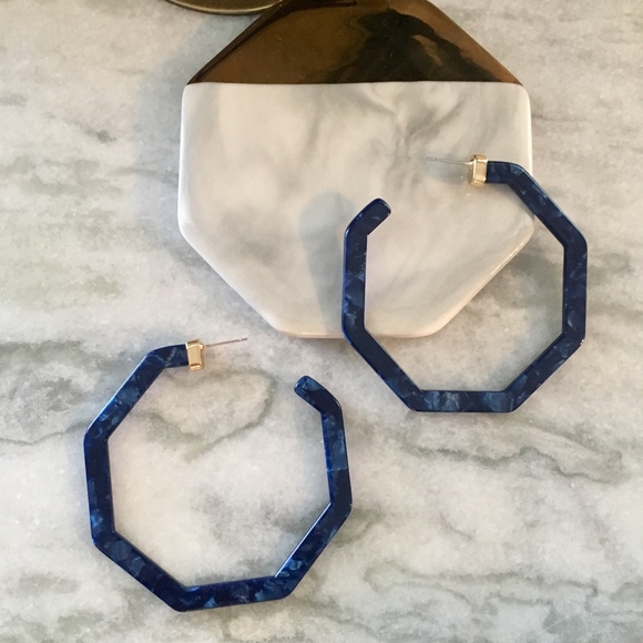 Blue Tortoise Shell Acrylic Geometric Hoop Earring - Picture 2 of 6